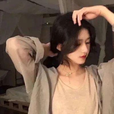 窗户上的阴影